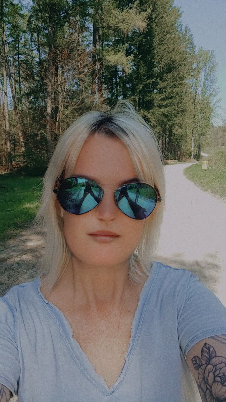 Magda, 45