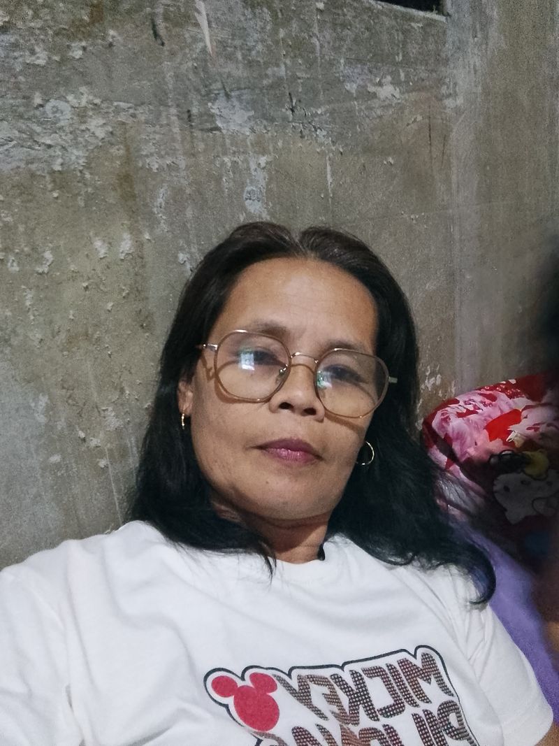 Lyn V, 52