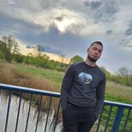 Dima, 28