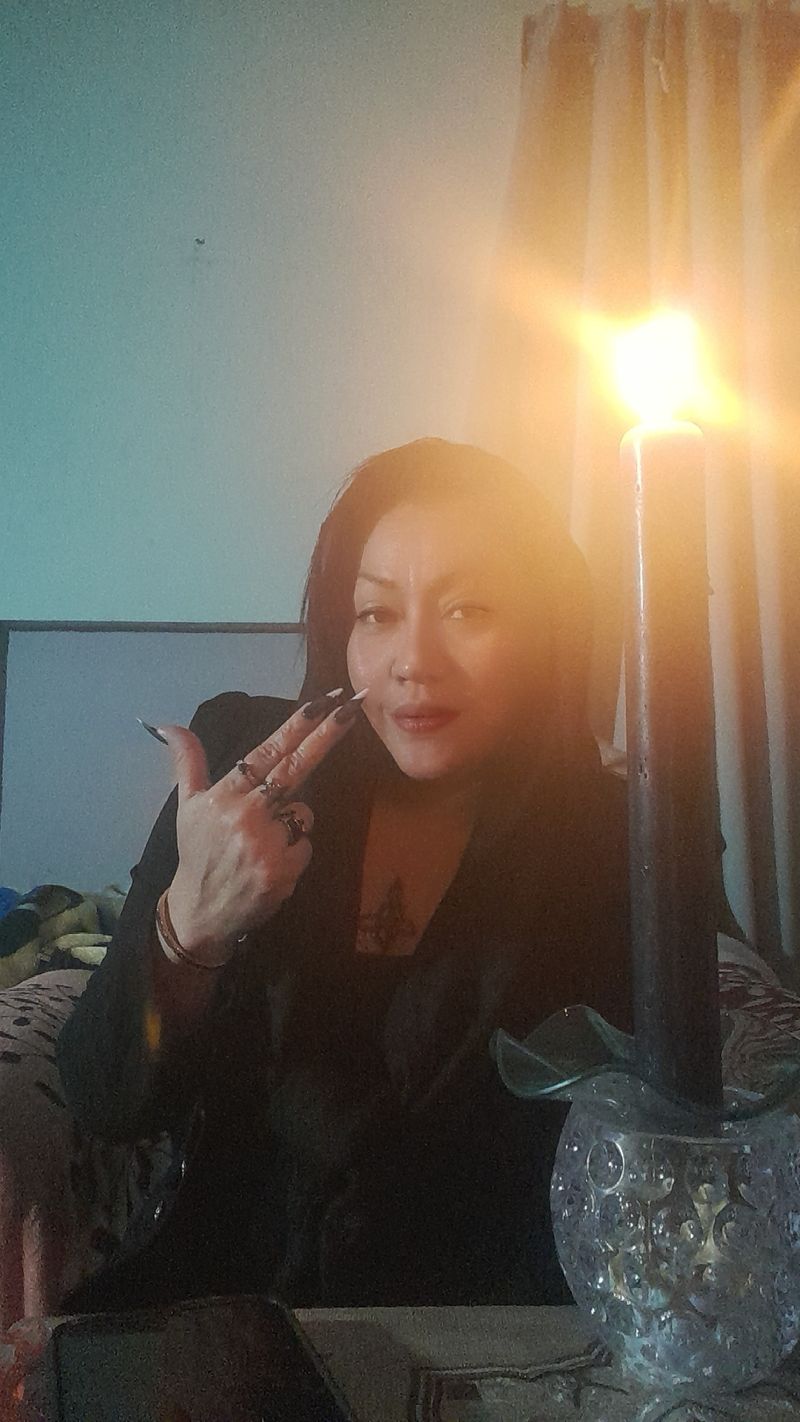 Fernanda, 40