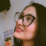 Noemi, 25