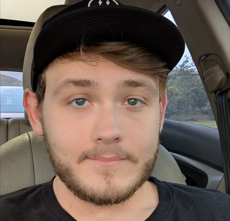 Justin, 25