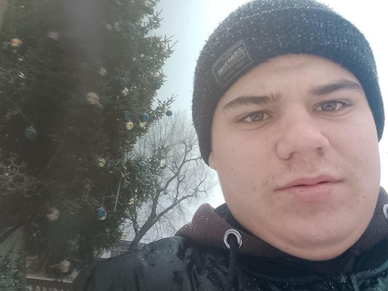 Дмитрий, 28