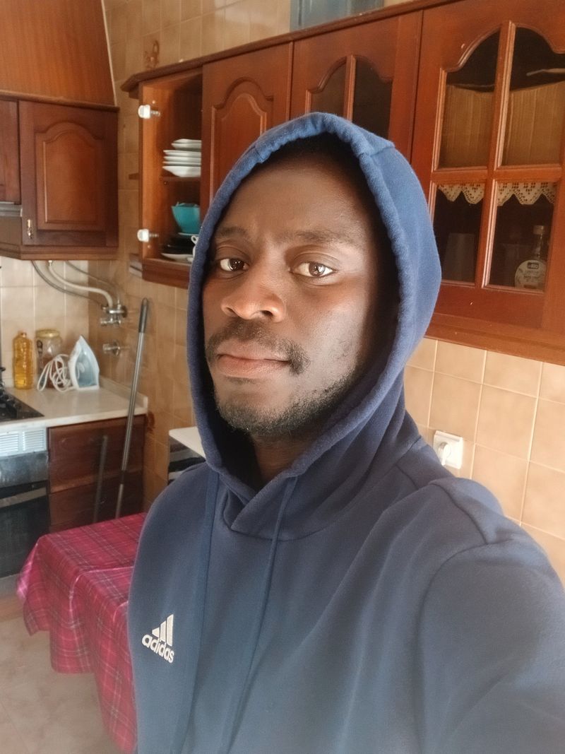 Lino, 27