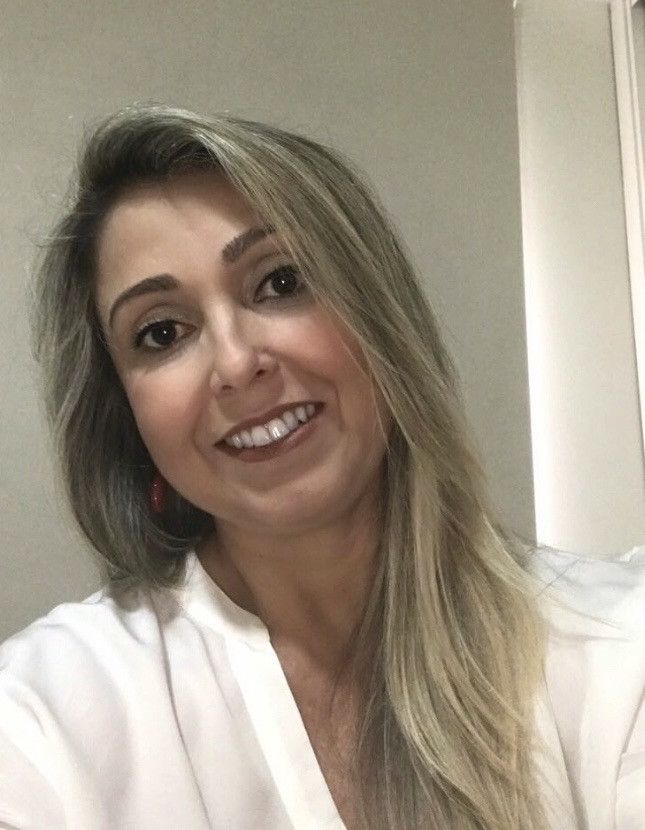 Simone, 51