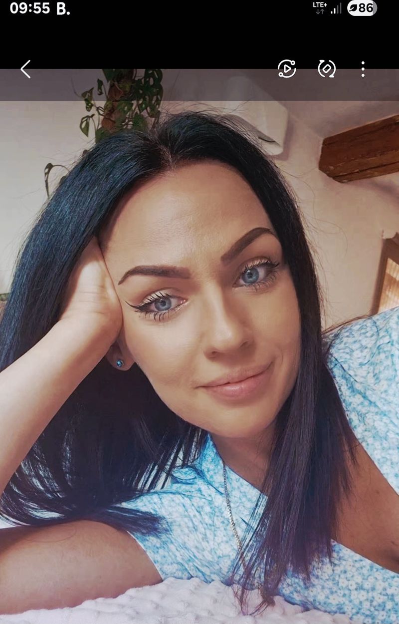 Marzena, 35