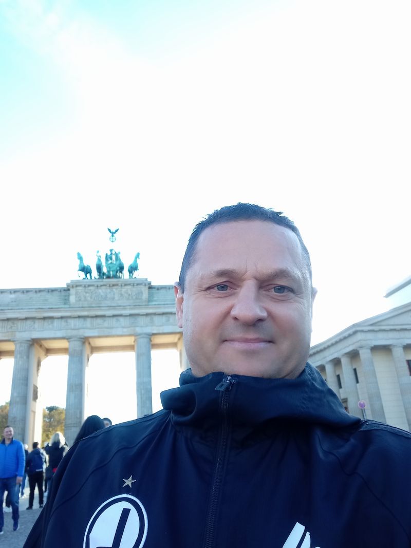 Marek, 43