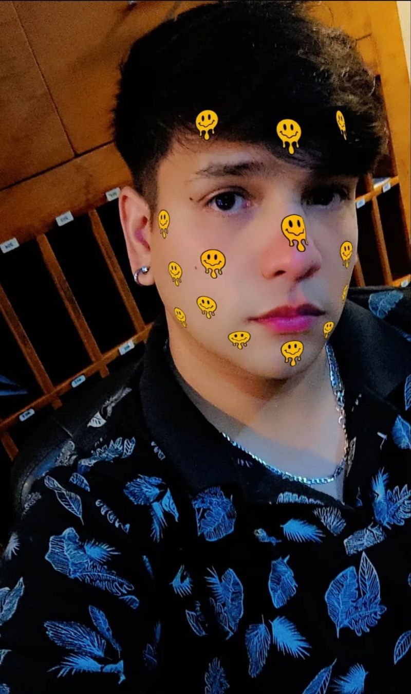 Alex, 24