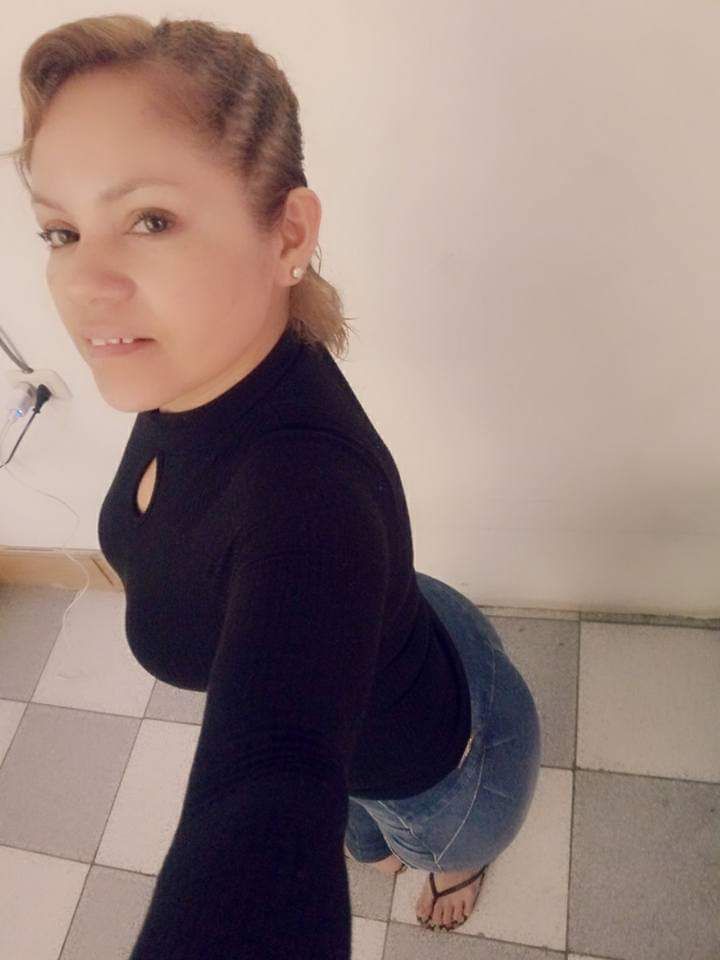 Ariela, 43