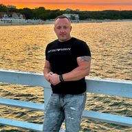 Mariusz, 42