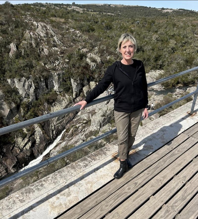 María, 60