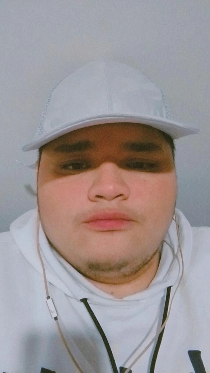 Joaquín, 21