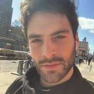 Alex, 34