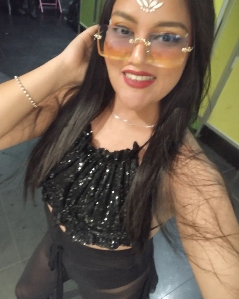 Sandra's, 28
