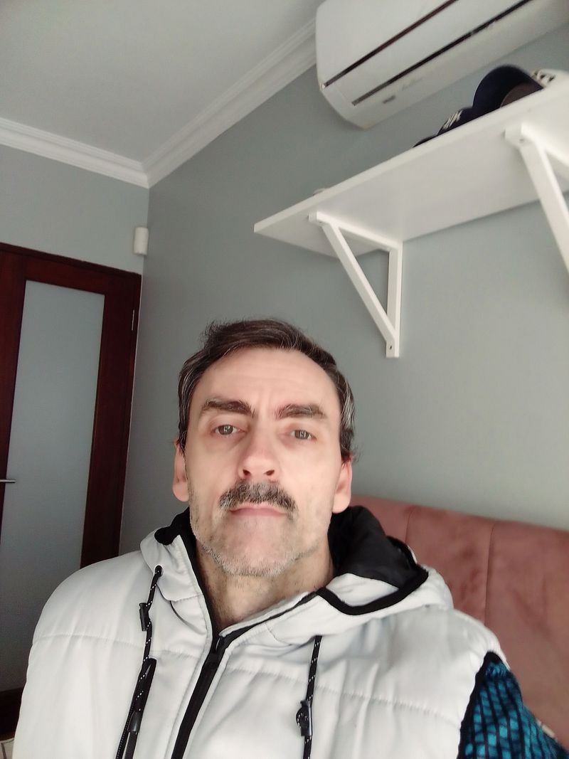 Freddie, 49