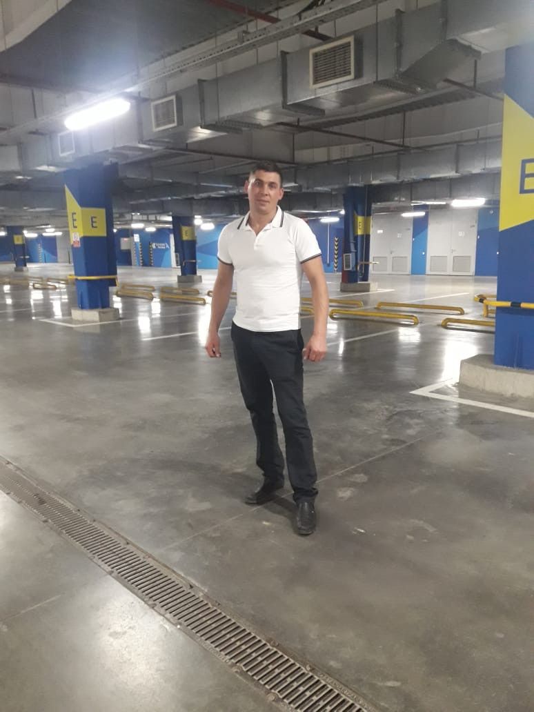 Владимир, 42