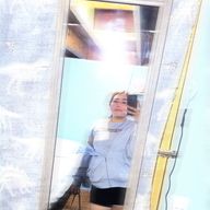 Yamely, 25