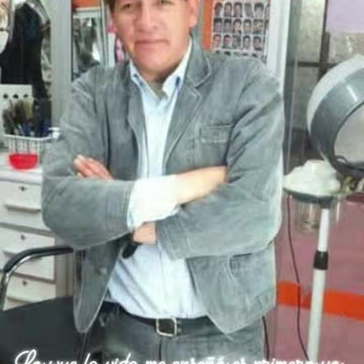 Enrique, 50
