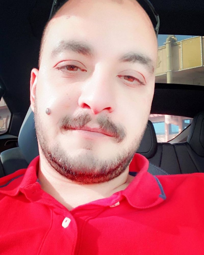 Mohamed, 44