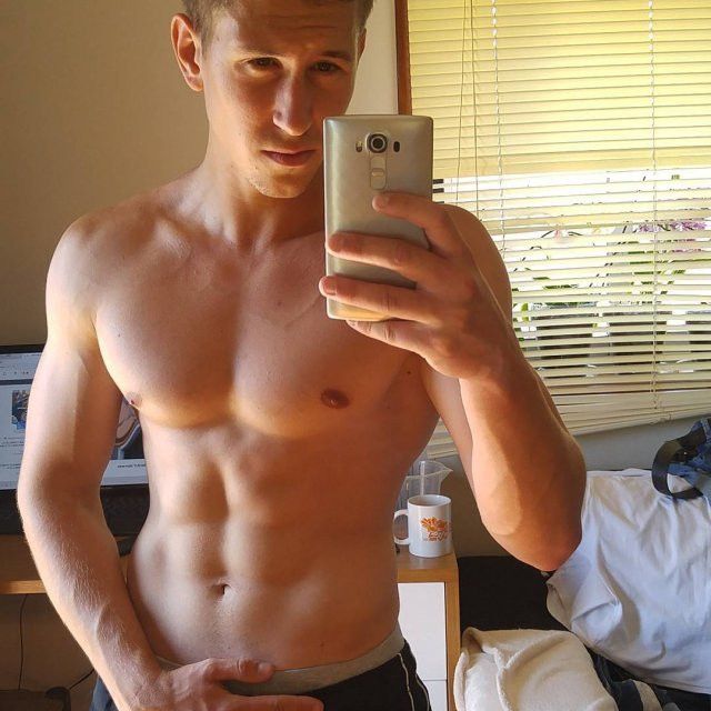 Vitor, 28