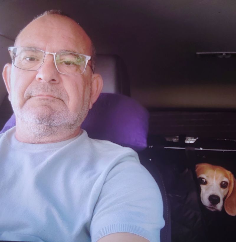 Carlos, 58