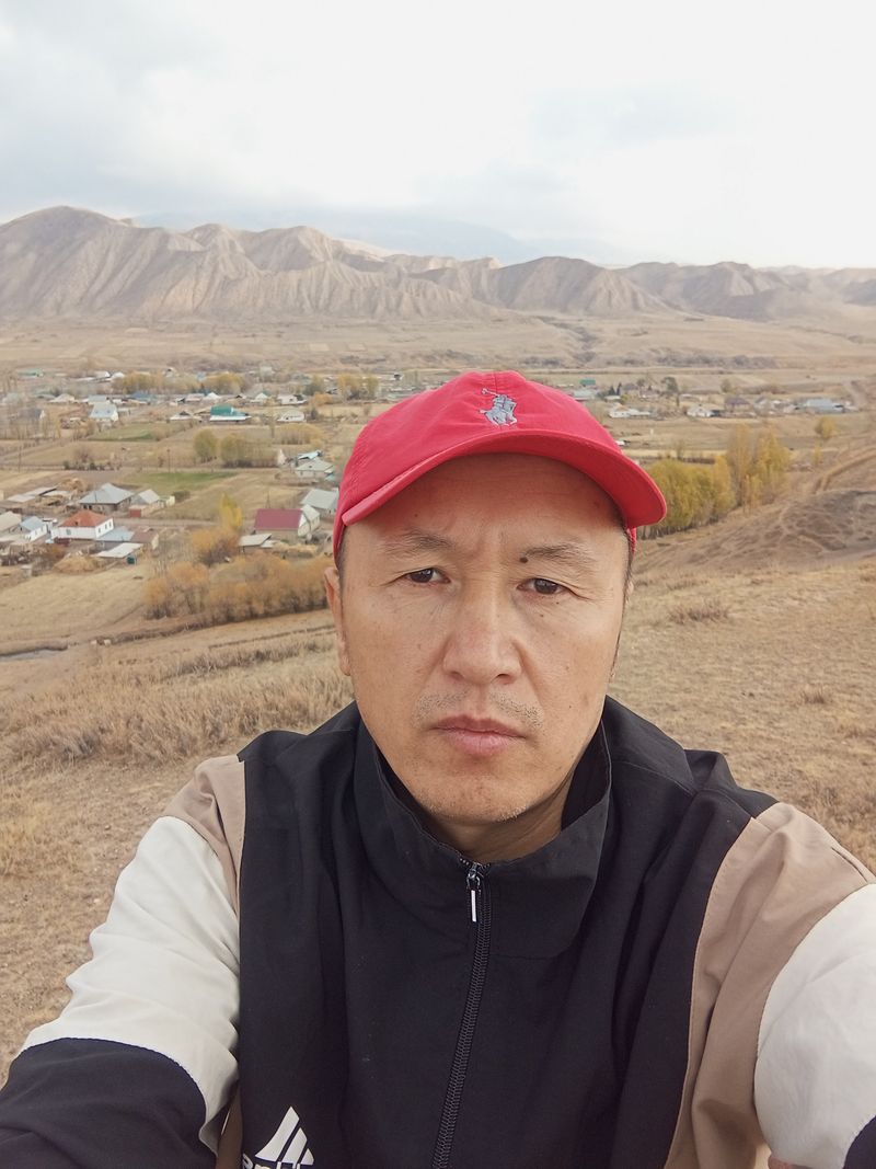 Умар, 42