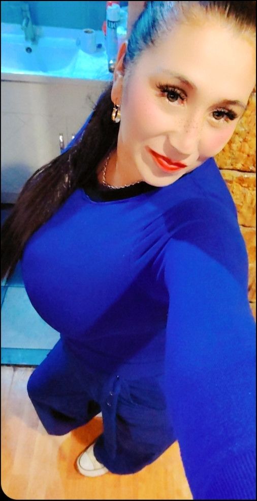 Emma, 45