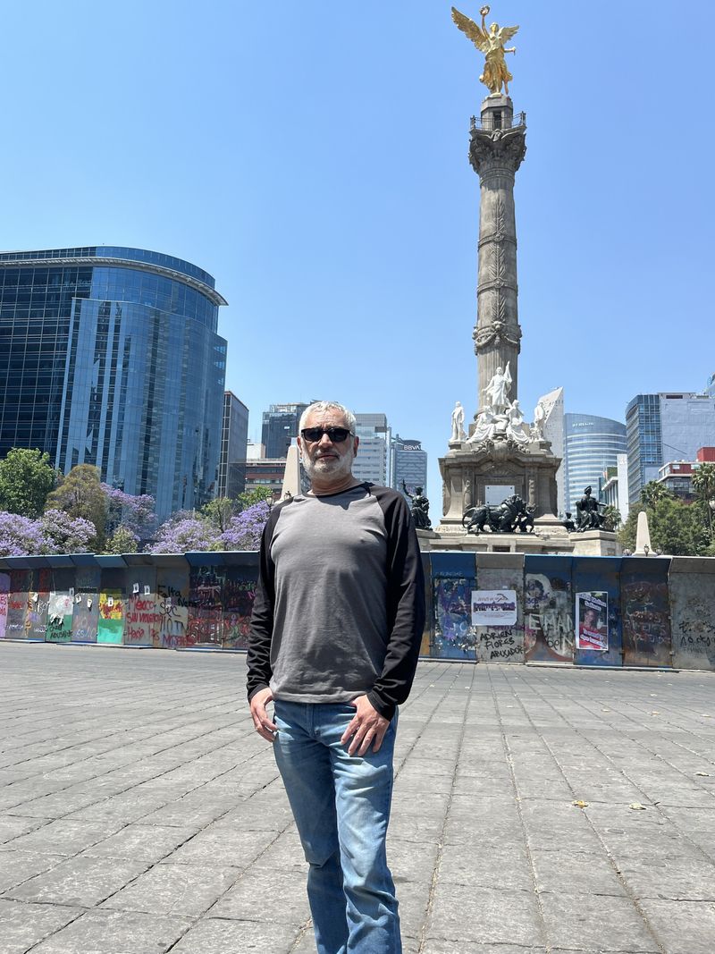 Andres, 51