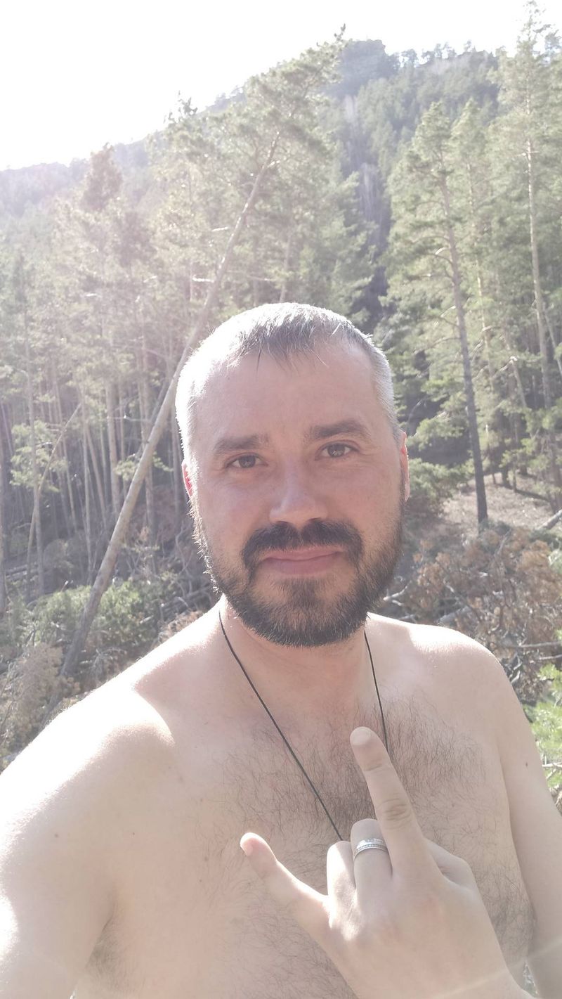 Денис, 42