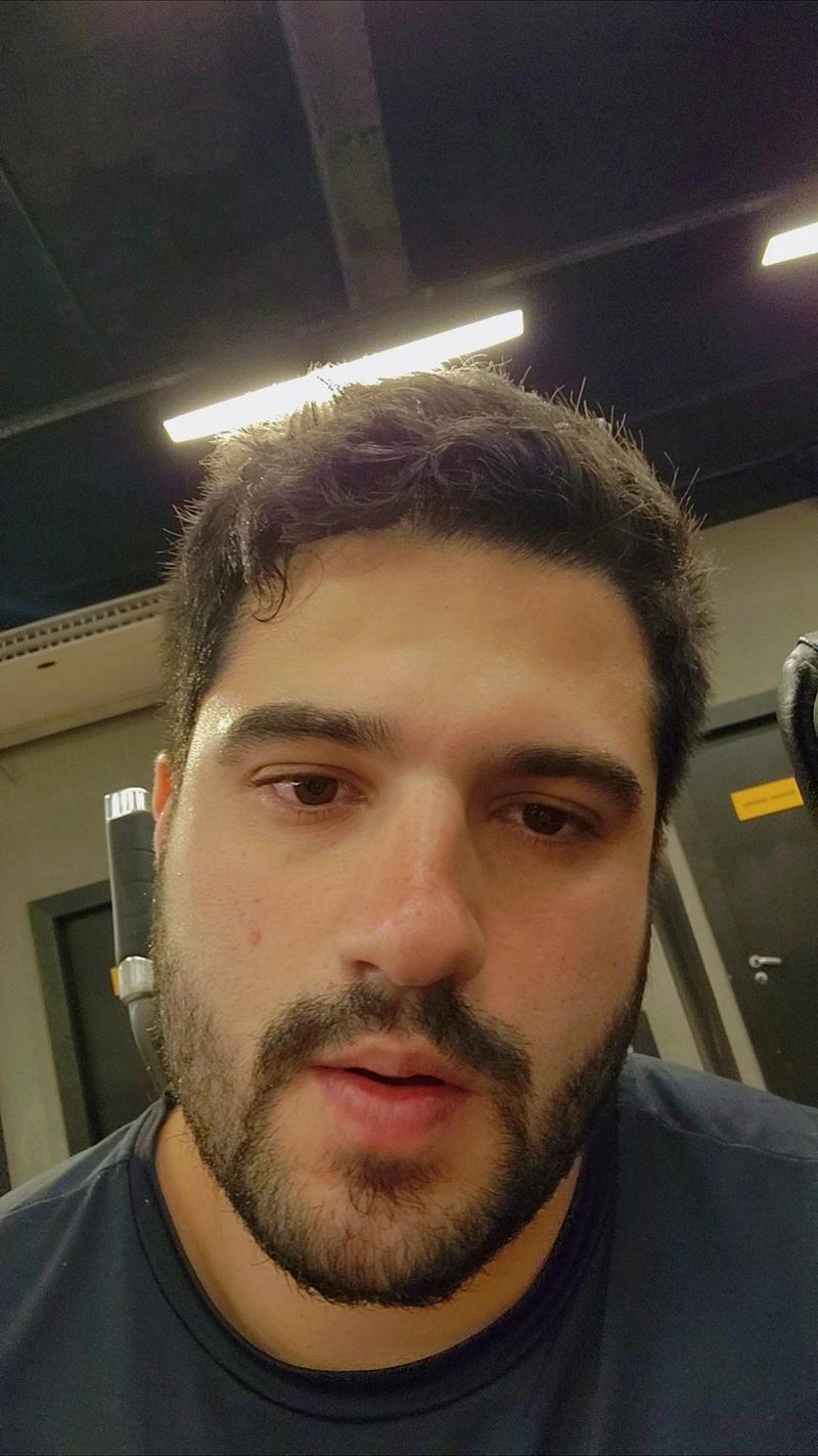 Breno, 29