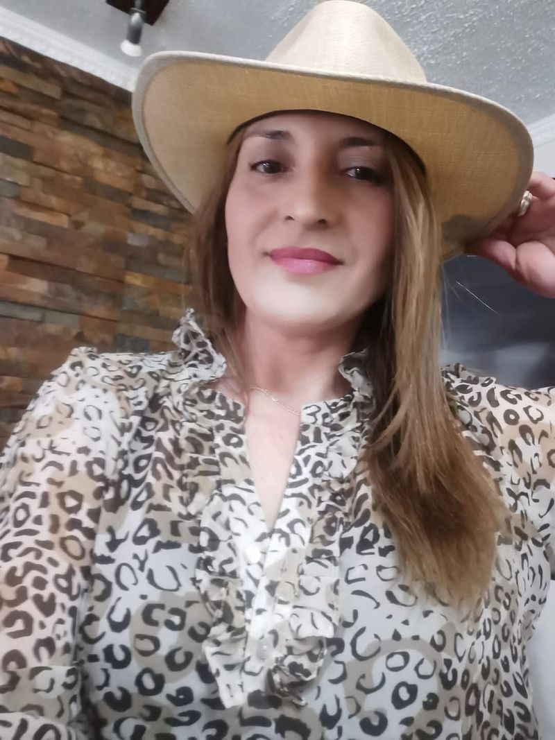 Evelyn, 45