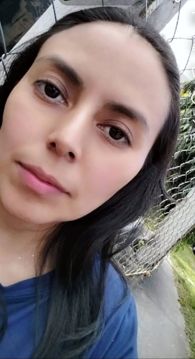 Ruth Flores, 38