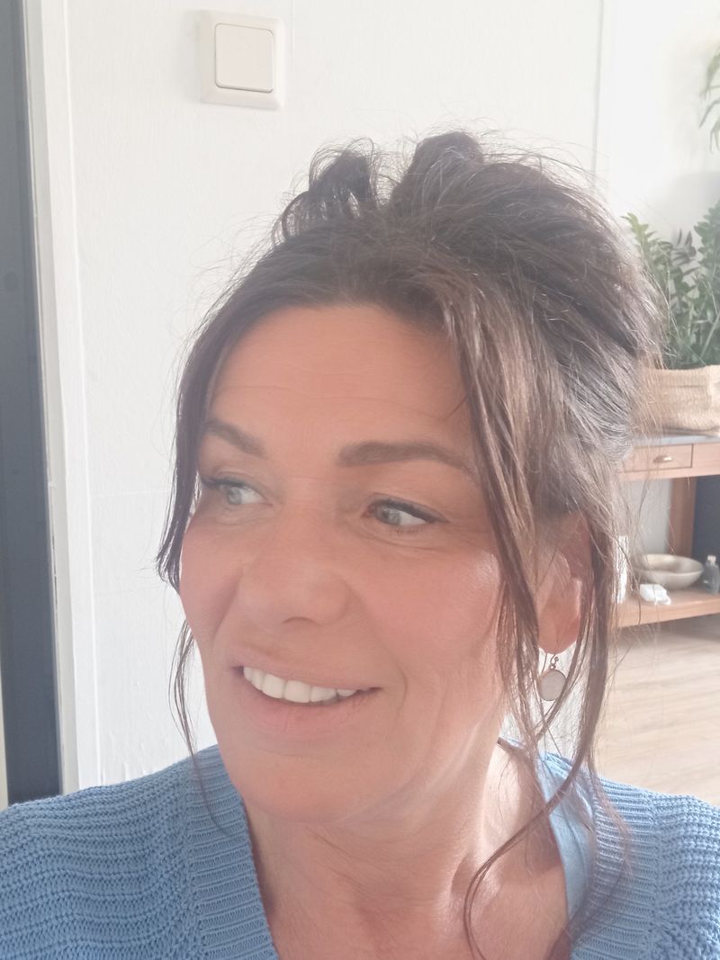 Beata, 56