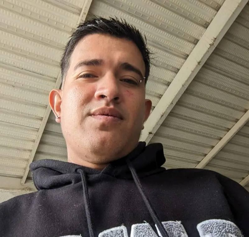 Gerardo, 35