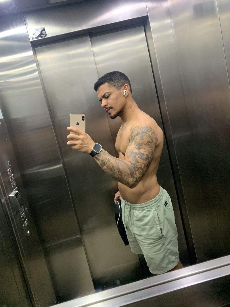 Rafael, 28