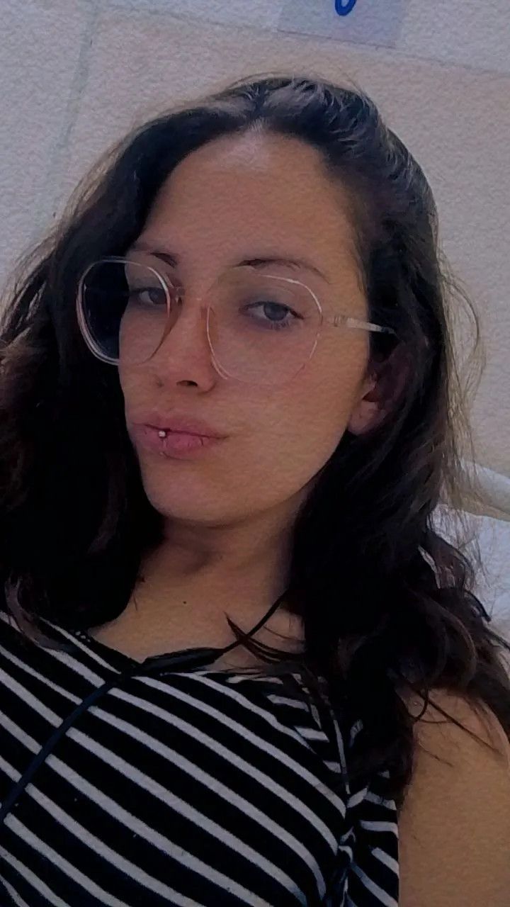 Evlyn, 24