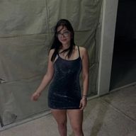 Luciana, 23