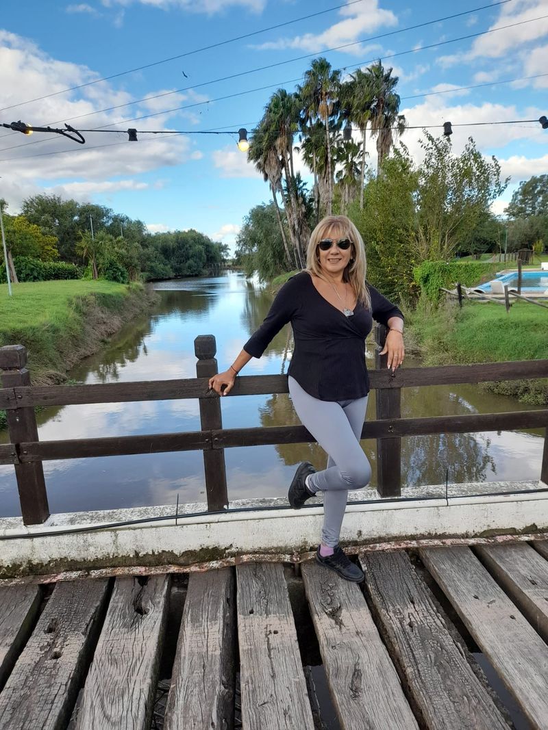 Marcela, 56