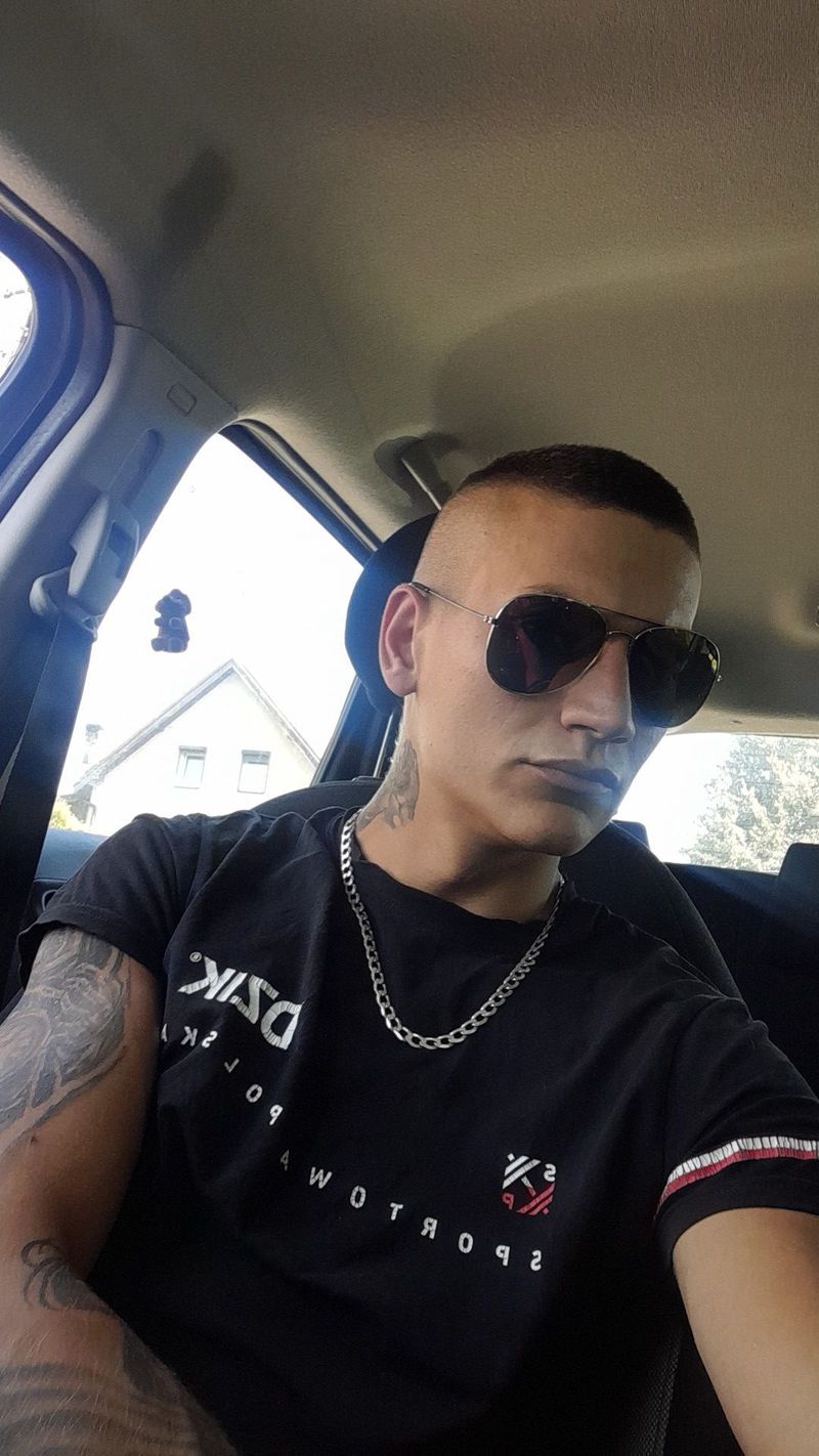 Mikołaj, 25