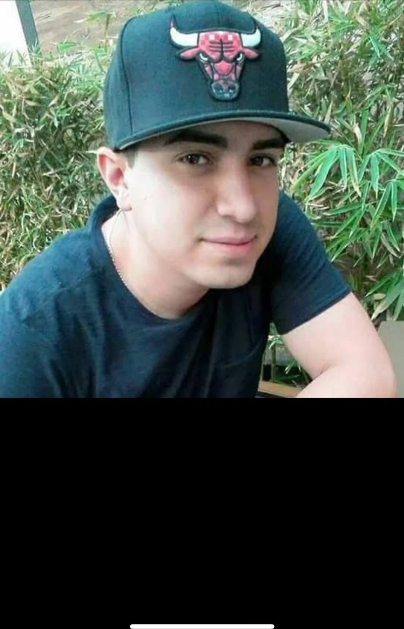 Alex, 20
