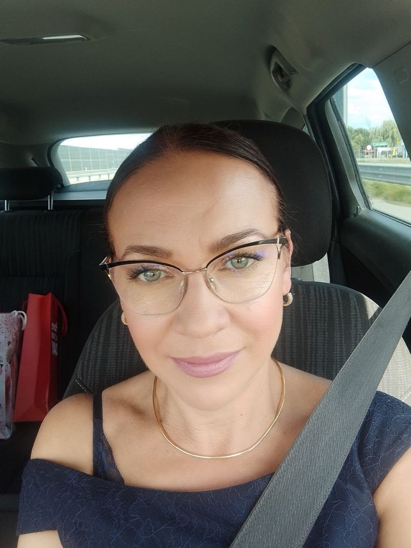 Alina, 45