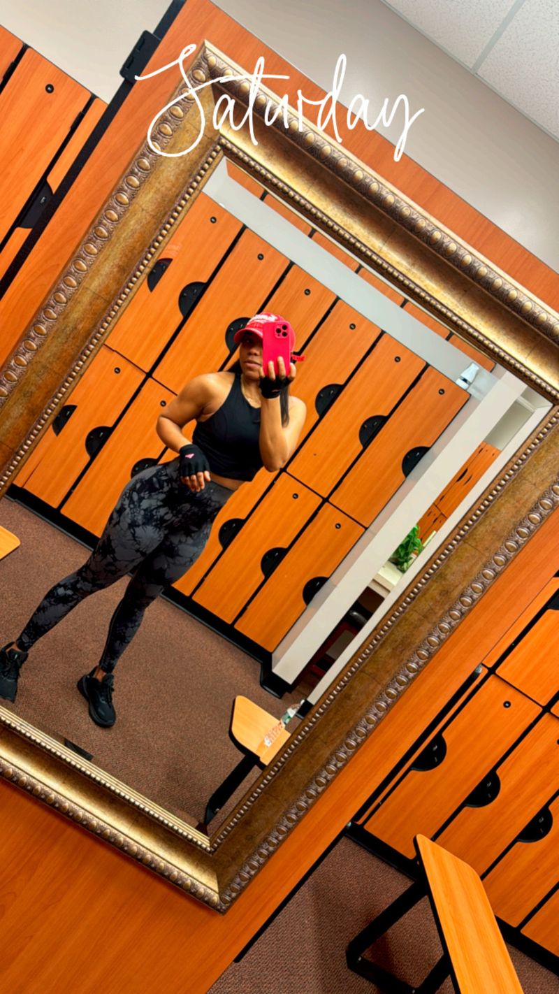 Julissa, 34