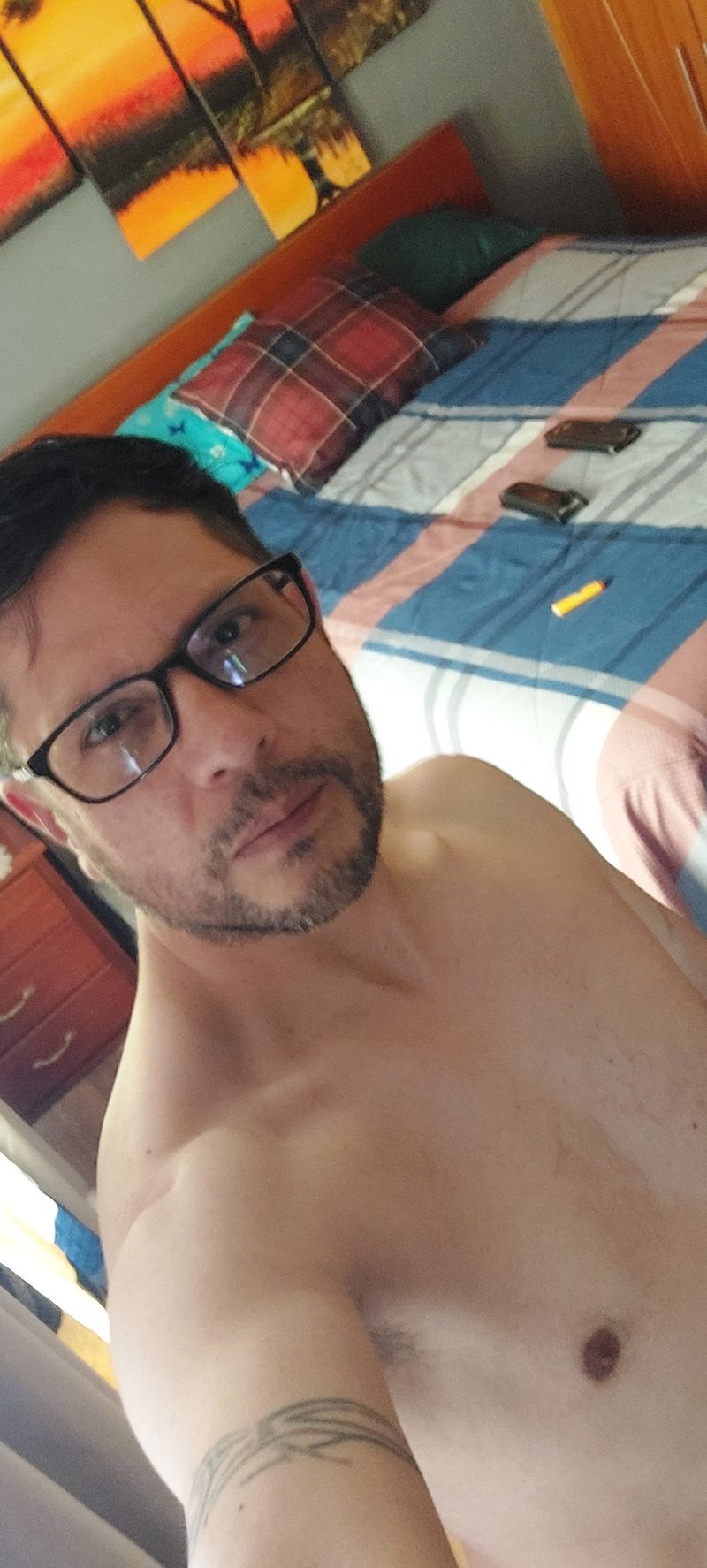 Omar, 43