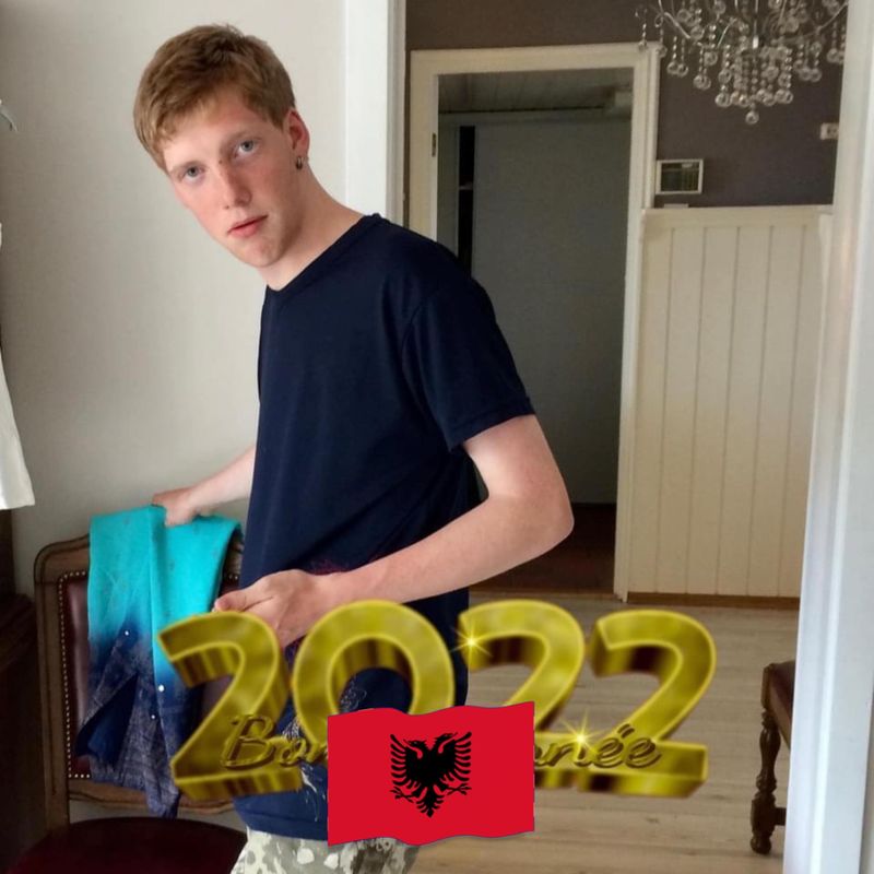 Fredrik, 29