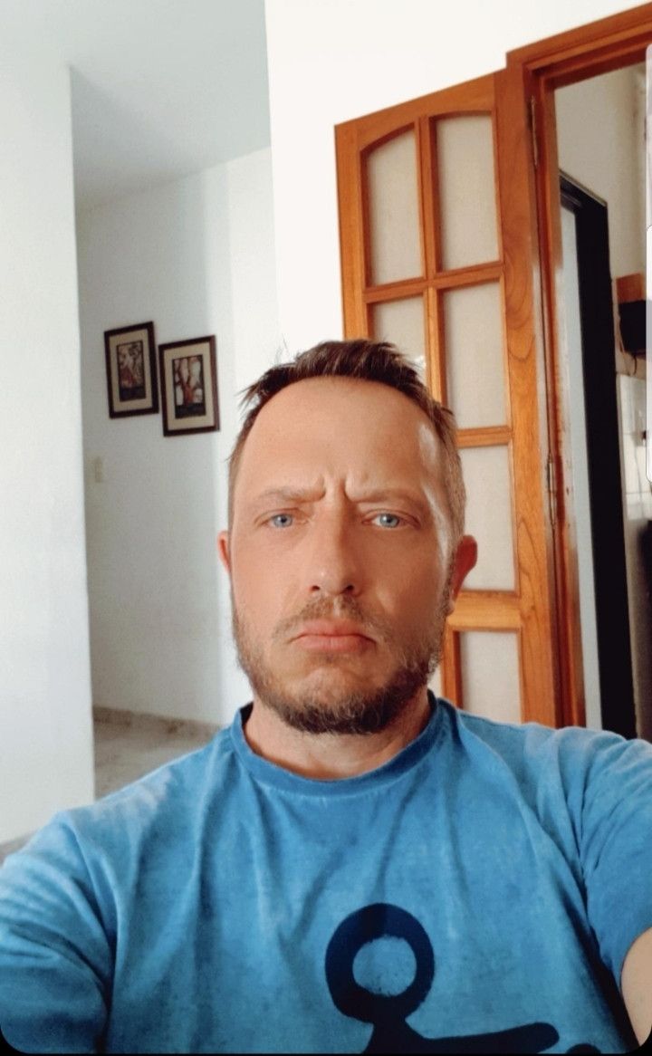 Ernest, 47