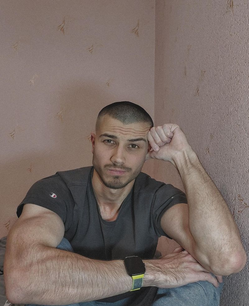 Marcin, 29