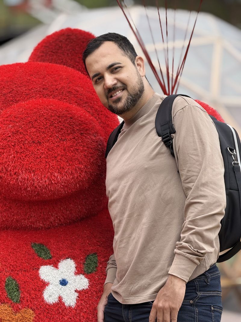 Alexander, 35
