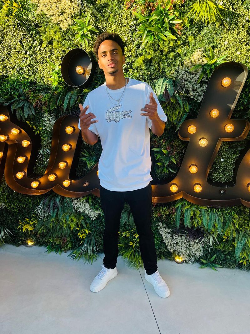 Nílton, 23
