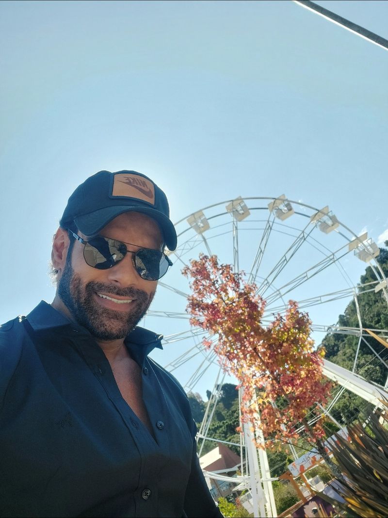Júnior, 44