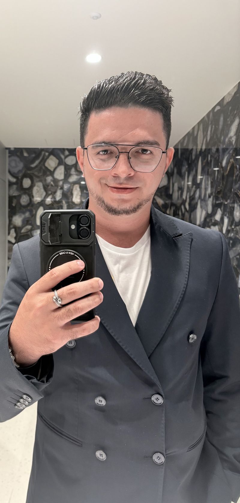 Raphael, 32
